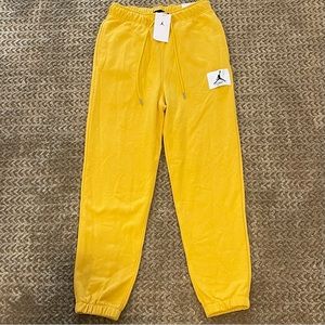 Air Jordan Flight Essential Statement Joggers Sz.XL Sweatpants Yellow DA9812-713